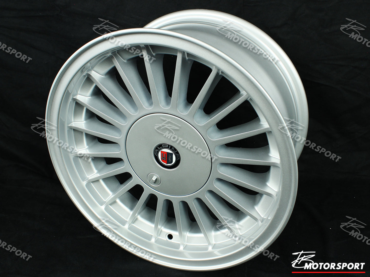 Maxilite Alpina Style 7,5x17 4x100 passend BMW E30