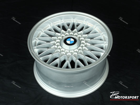 Maxilite 8x16 ET28 Kreuzspeichen Felge 4x100 inkl. TÜV